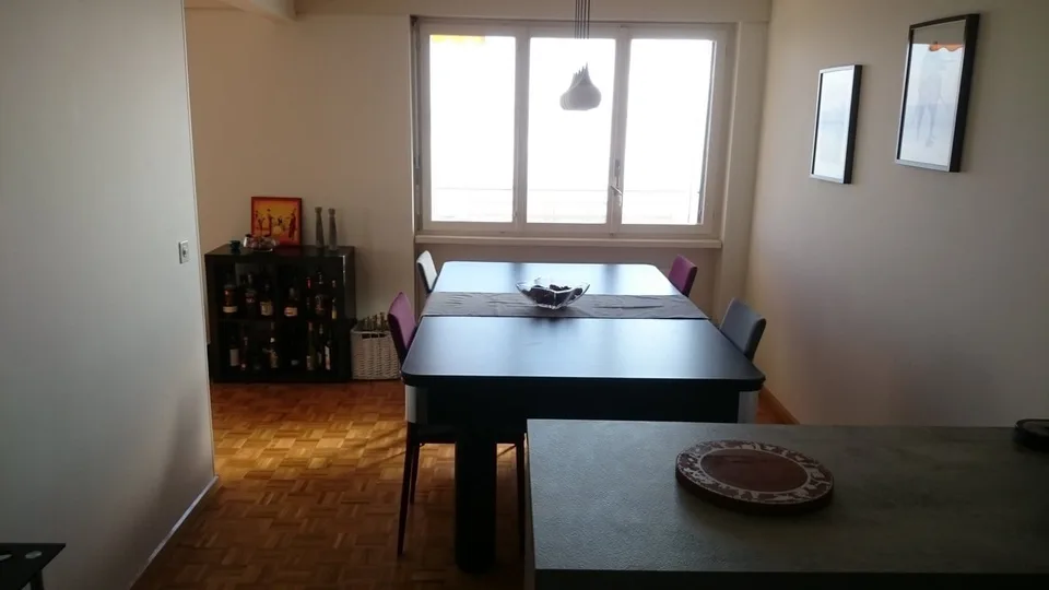 Appartamento 3.5 locali con balcone e bella vista a Neuchâtel