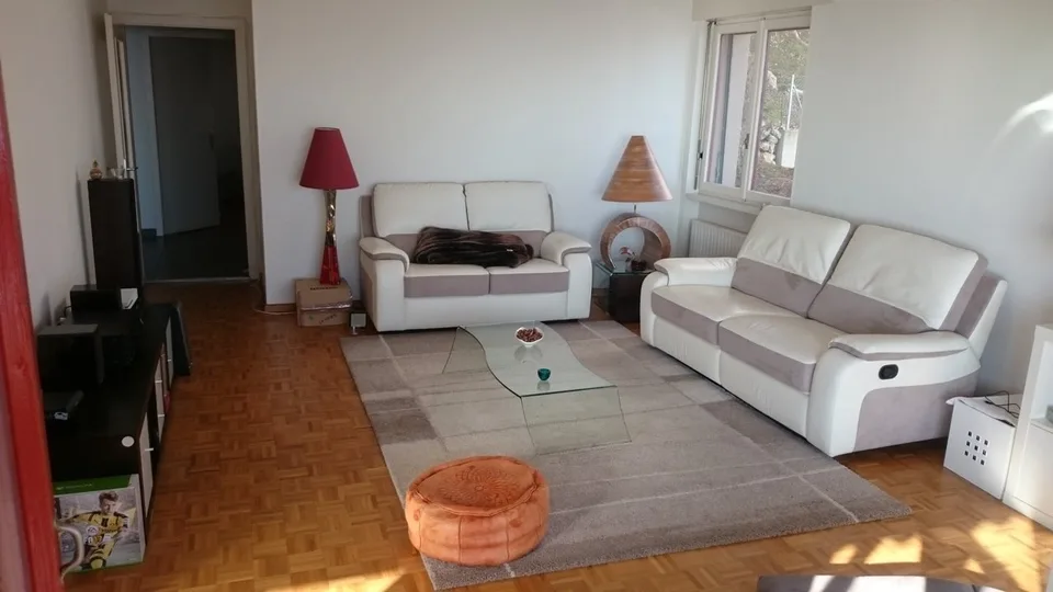 Appartamento 3.5 locali con balcone e bella vista a Neuchâtel