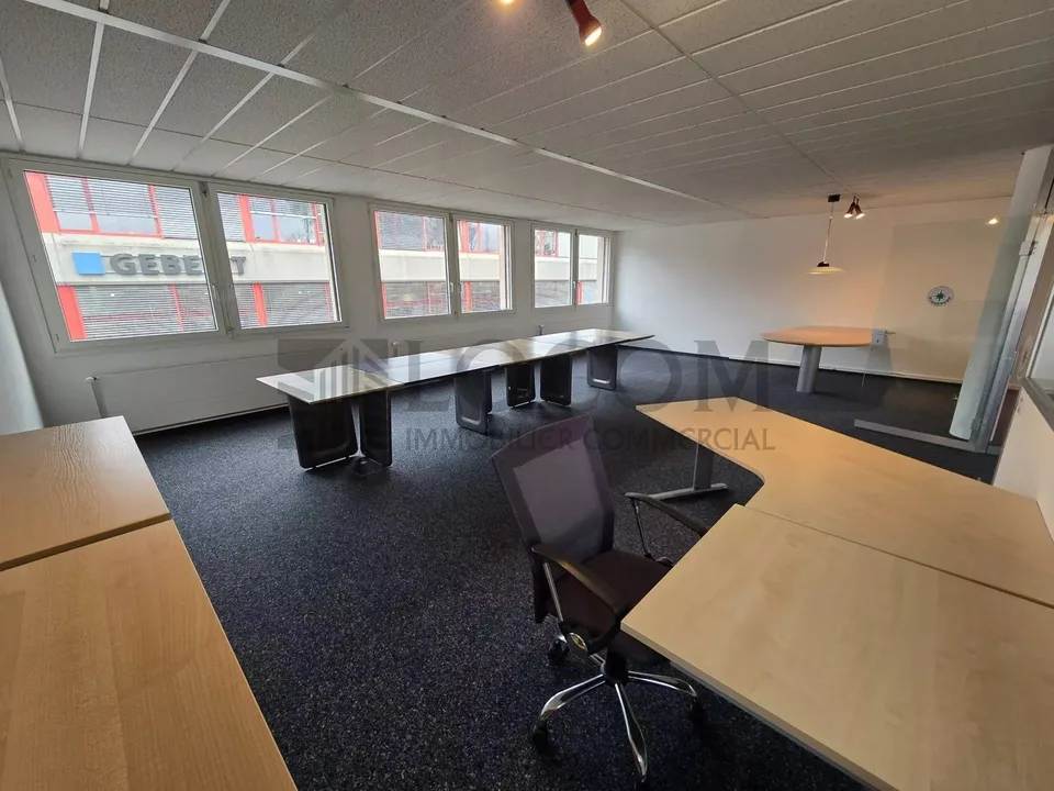 Locali in affitto in un edificio attrezzato