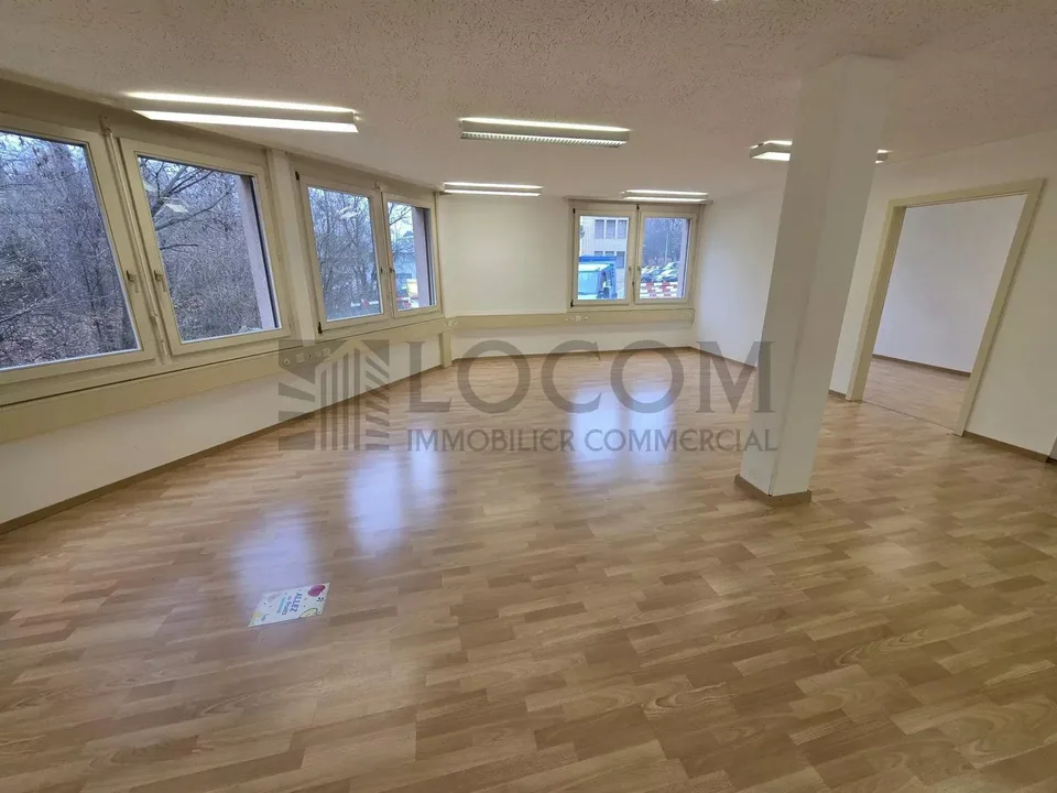 Mietlokale in einem ausgestatteten Gebäude – Foto 11 von 13