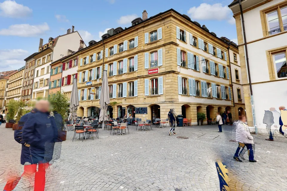 Surface bureau entièrement rénovée au coeur de Neuchâtel