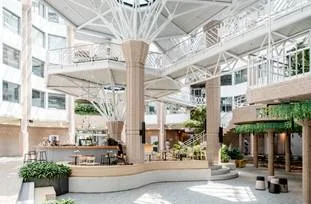 Uffici di 360m2 in affitto nel complesso Octagon Un ambiente moderno e dinamico