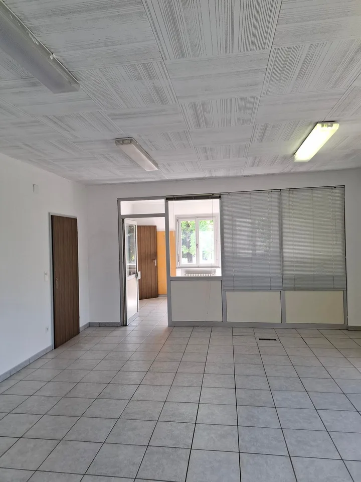 Bürofläche in Balerna zur Miete