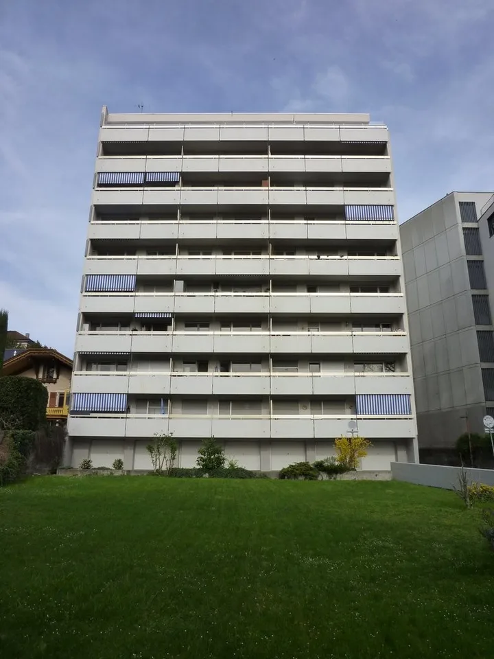 Place intérieure quartier Saint Jean