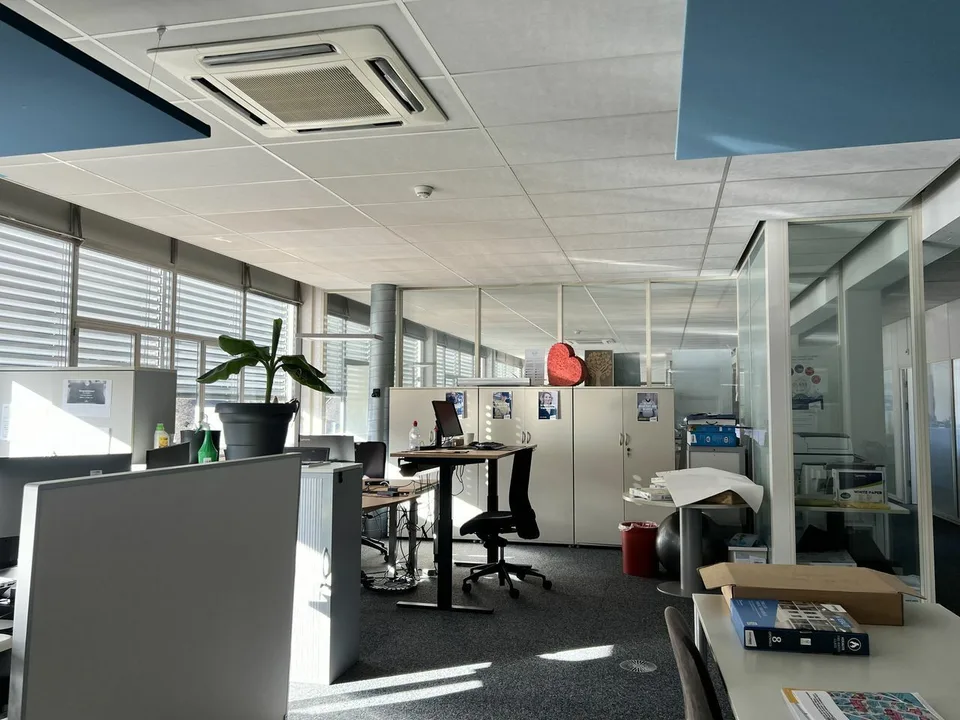 Bureaux | 100m2 | bonnes possibilités d'accès