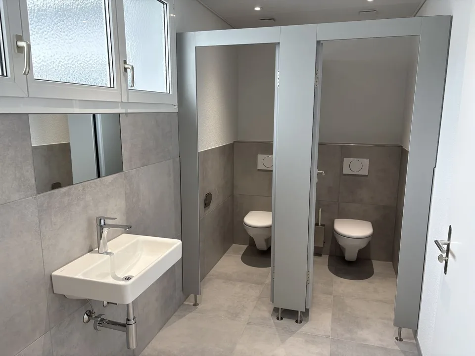 Unique commercial space with industrial charm – photo 6 of 12