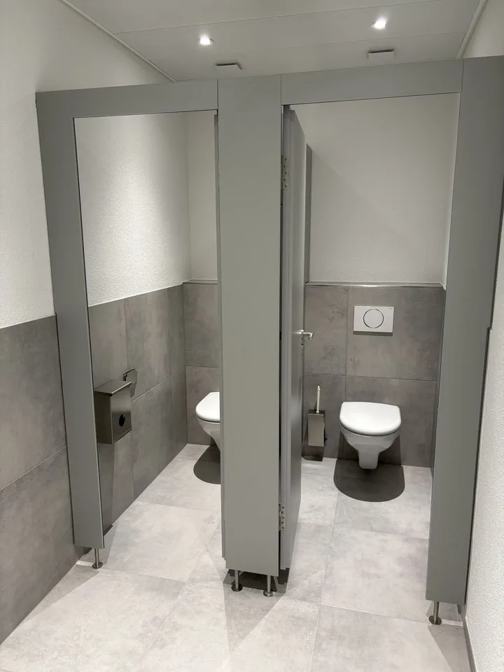 Unique commercial space with industrial charm – photo 8 of 12