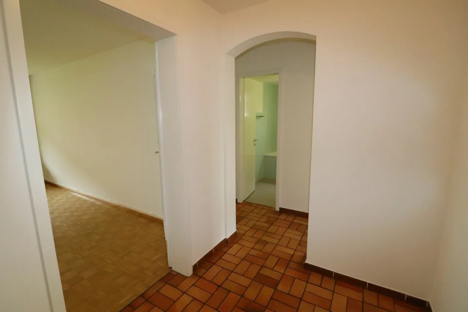 Près de Letten-Center et Ziegelei - Appartement 3 pièces au 1er étage à Allschwil à louer