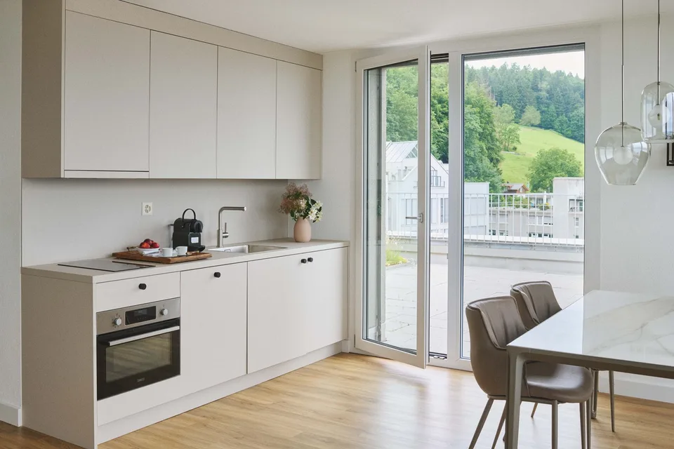 Penthouse Apartment mit Designer Möblierung und voller Seesicht in Horgen/Zürich