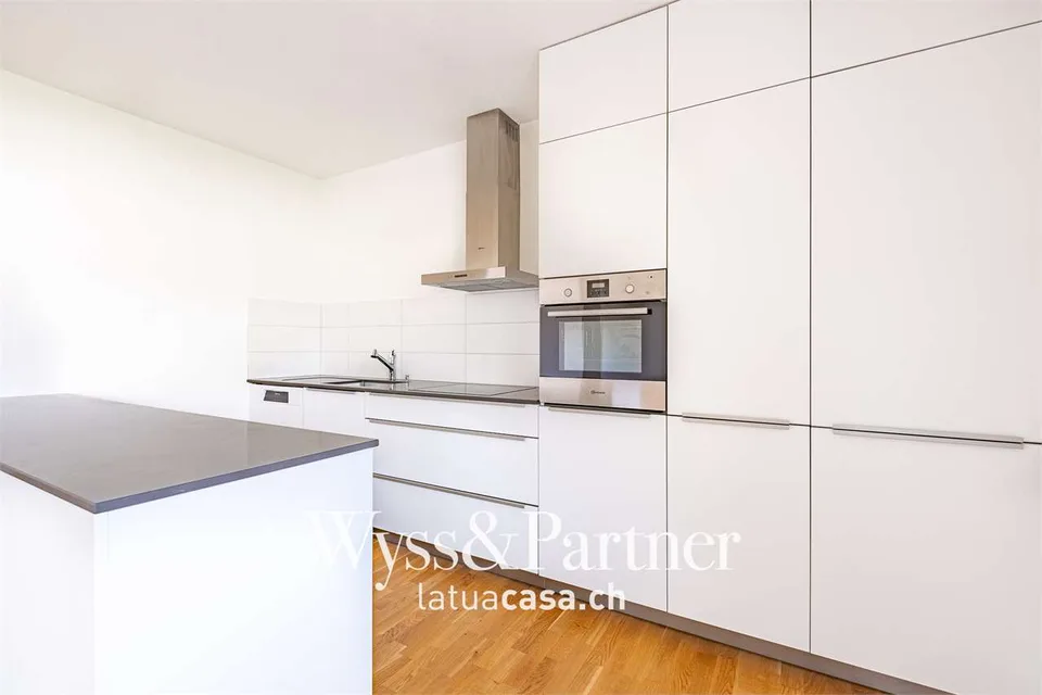 Bellinzona - appartement de 4,5 pièces lumineux rénové, 1 mois gratuit