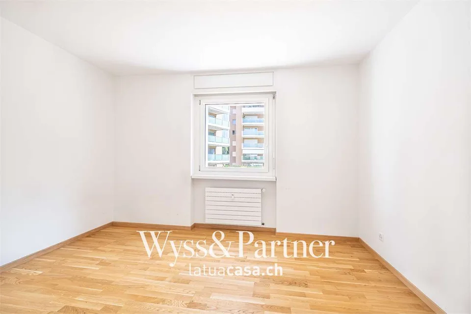 Bellinzona - appartement de 4,5 pièces lumineux rénové, 1 mois gratuit