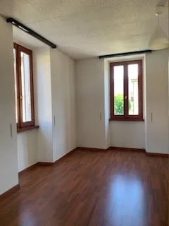 Affascinante appartamento mansardato di 6 locali a Bellinzona – disponibile subito – foto 8 di 9