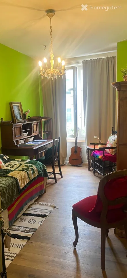 Zimmer in gelber  Villa