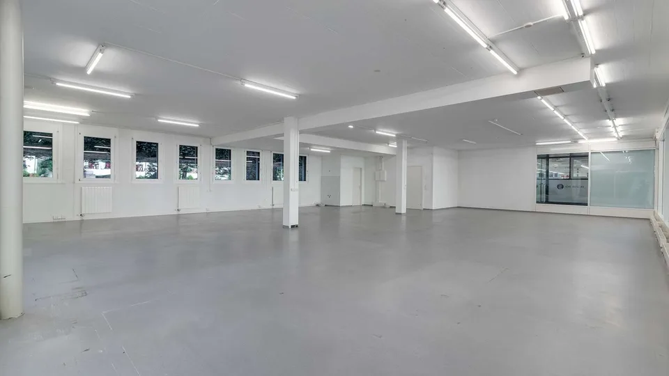 Helle Gewerbefläche unweit des Bahnhof Schaffhausen