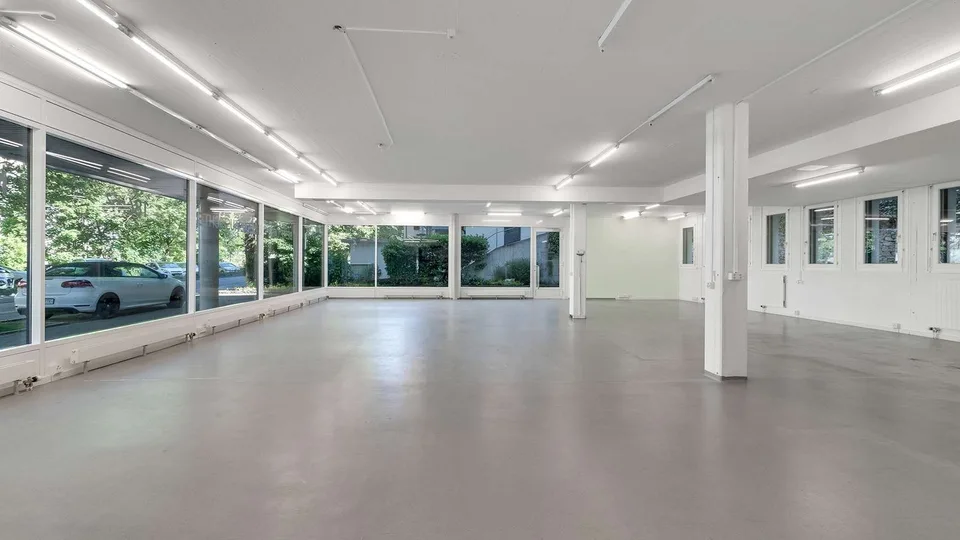Helle Gewerbefläche unweit des Bahnhof Schaffhausen