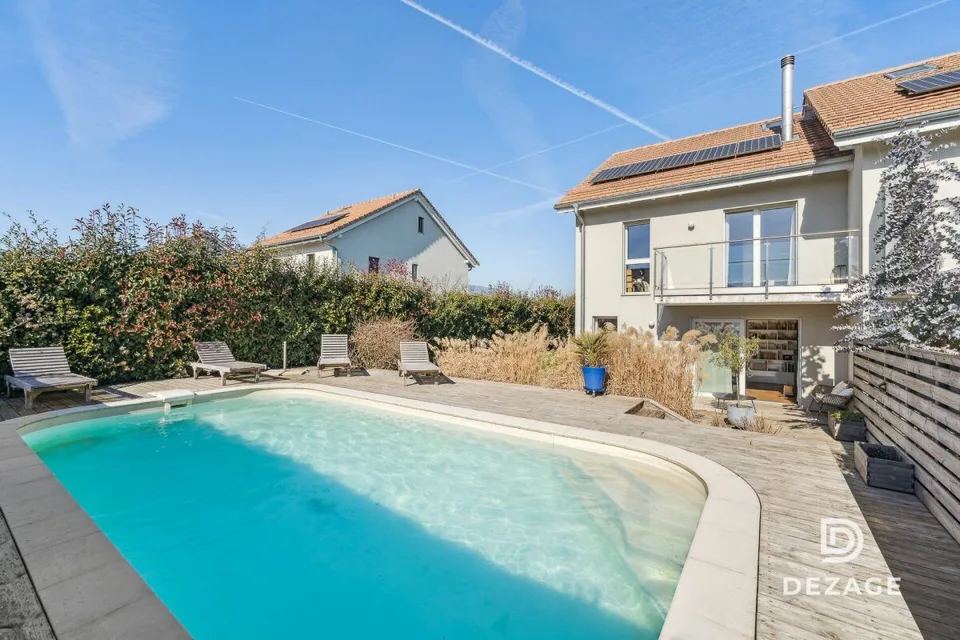 À 8 min de Versoix - maison de 2016 avec piscine, au calme et technique moderne