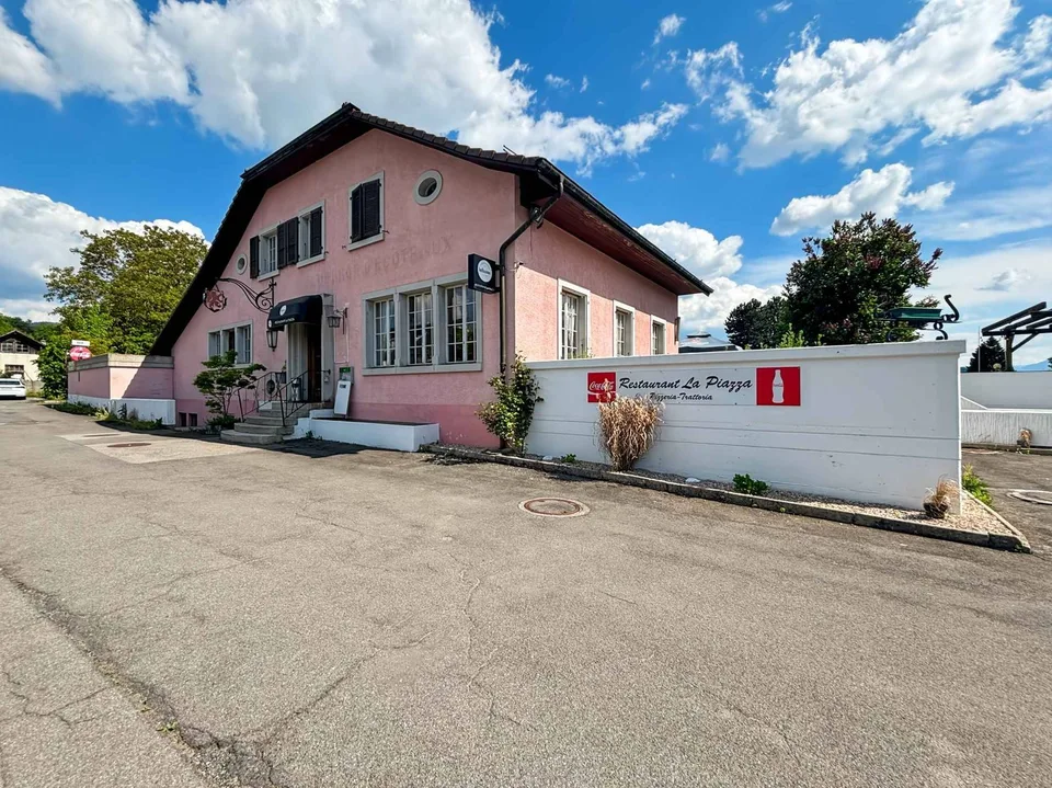 Ostello con progetto di ampliamento e centro di svago – foto 6 di 12