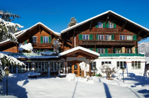 Gut geführtes Hotel, Restaurant mit Gerantenpaar zum kaufen