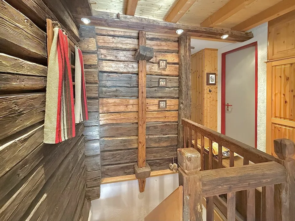 Chalet with 4.5 rooms and 5245m2 of land – photo 22 of 25