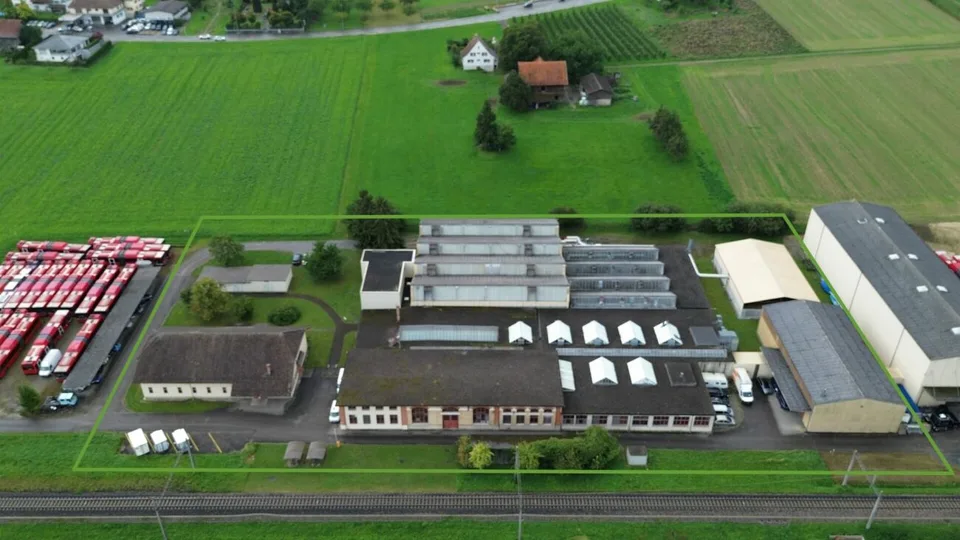 Ampio spazio, numerose possibilità - Proprietà commerciale con charme del lago di Costanza