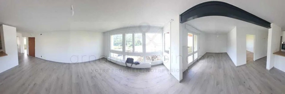 Wohnung mit 4 1/2 Zimmern, Balkon und Garage in Saint-Imier – Foto 6 von 6