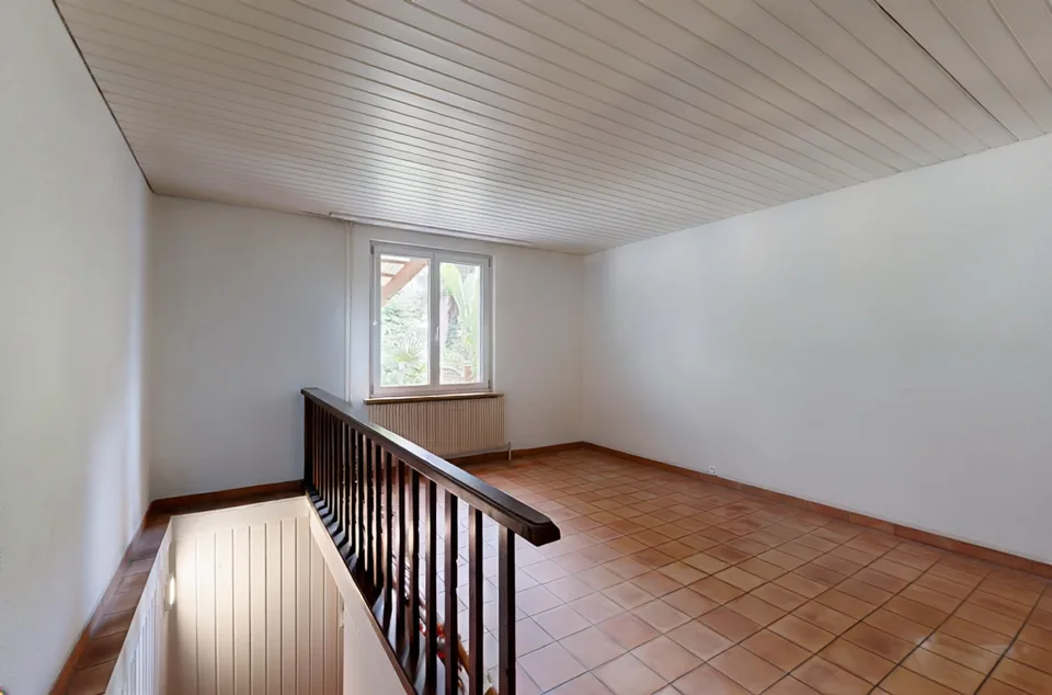 Maison multifamiliale entièrement louée avec 3 appartements et 2 garages – photo 12 sur 29