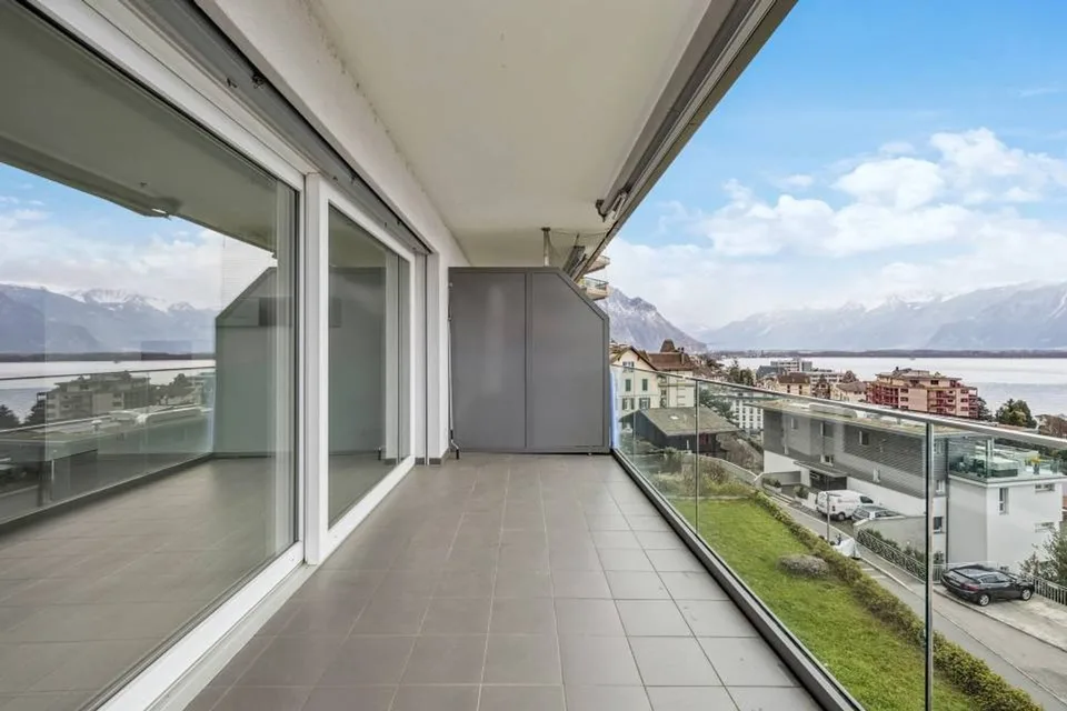 Appartamento di due camere con vista sul lago e posizione eccellente – foto 6 di 13