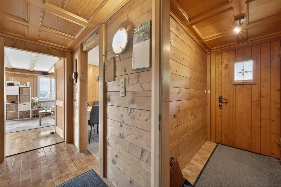 Charmant chalet de 6,5 pièces dans un quartier calme à Schänis