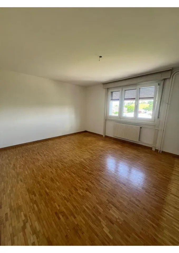 Appartement de 3 pièces à Romont – 5ème étage avec balcon