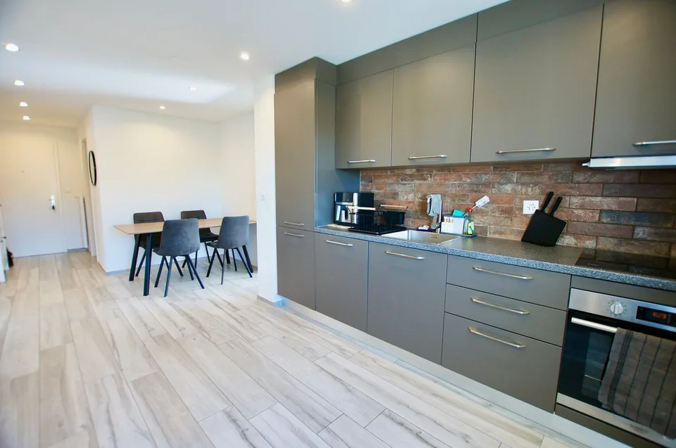 Charmant appartement de 4 pièces rénové à Semsales
