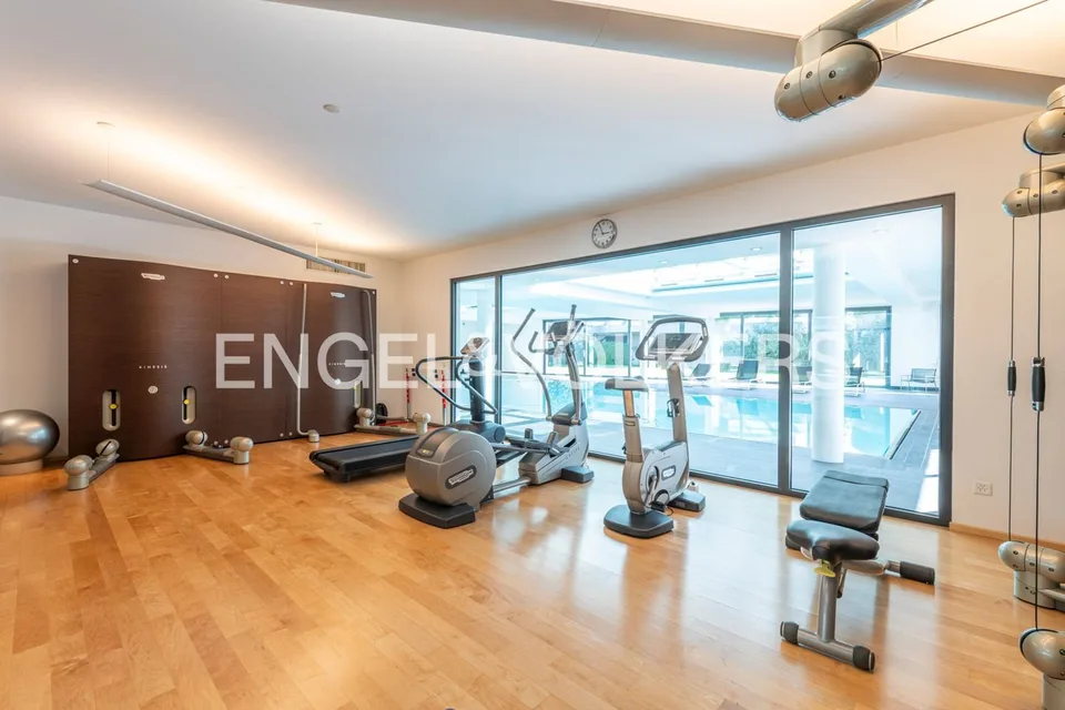 Design-Penthouse mit Panoramablick auf den See – Foto 13 von 13