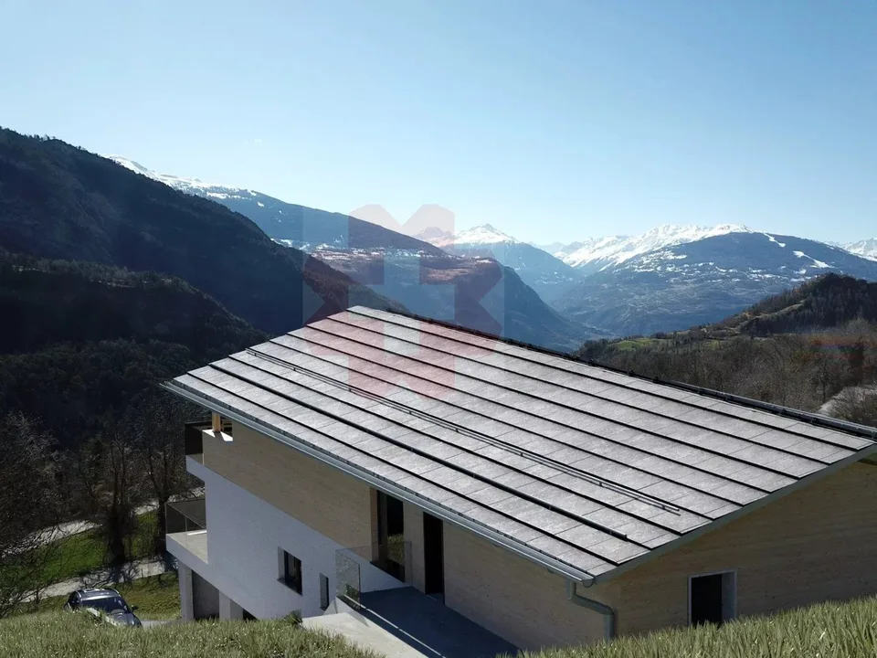 Magnifique attique de 4,5 pièces avec vaste terrasse et vue dégagée à Luc (Ayent)
