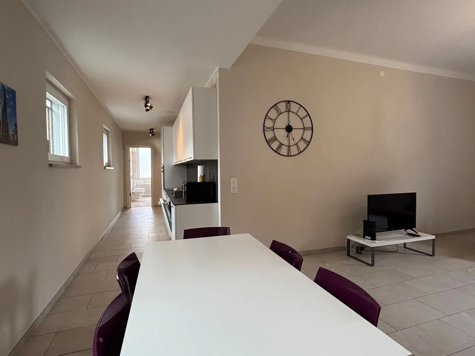 Modern 4.5-room apartment near the city center