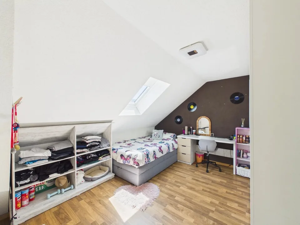 Maison familiale avec espace commercial – photo 10 sur 13