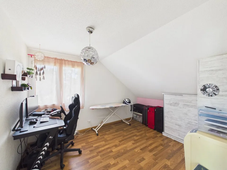 Maison familiale avec espace commercial – photo 8 sur 13