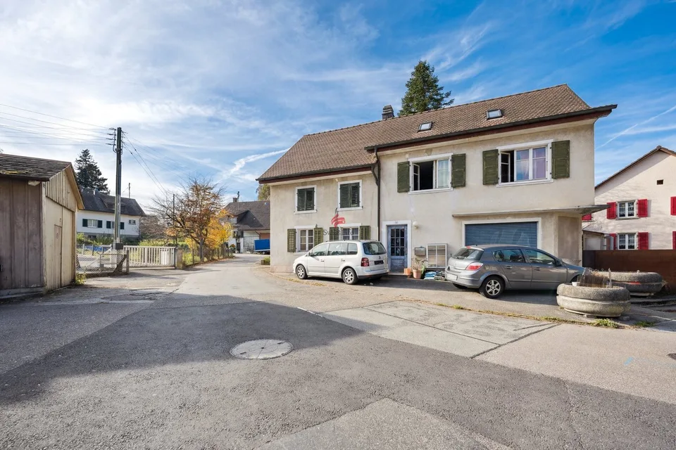 Zweifamilienhaus mit grossem Ausbaupotenzial