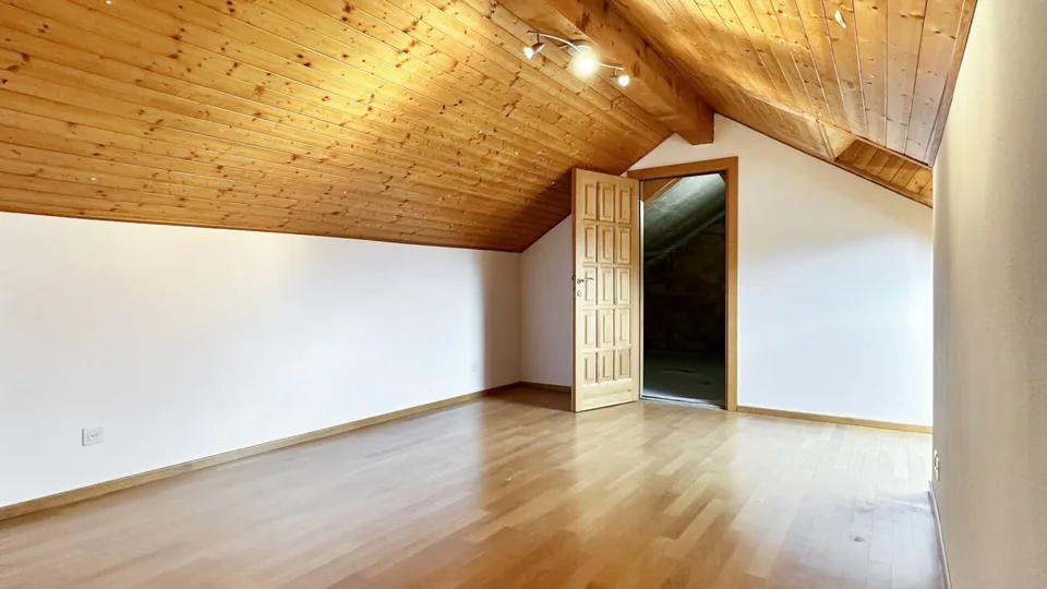 Losone - Appartamento duplex / Duplex-Wohnung – Foto 12 von 12