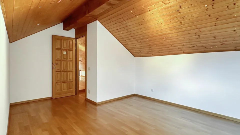 Losone - Appartamento duplex / Duplex-Wohnung – Foto 11 von 12