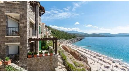 MONTENEGRO - PRÄCHTIGES LUXUSAPARTMENT IN LUSTICA BAY AN DER SÜDKÜSTE DER ADRIATIK