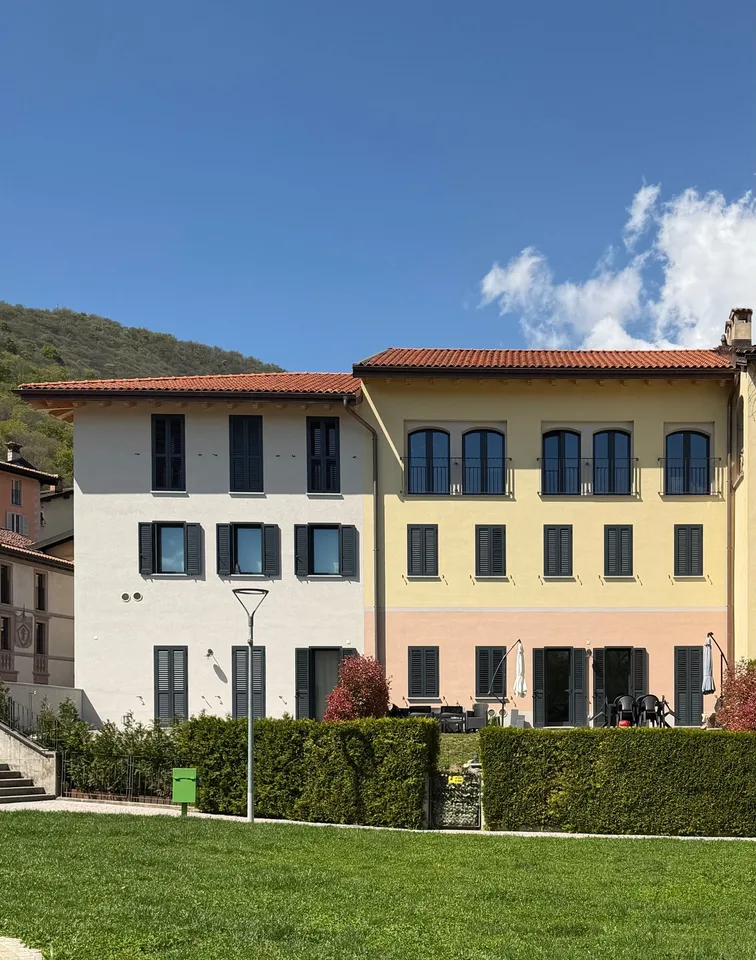 Elegante palazzina plurifamiliare completamente ristrutturata a Pura