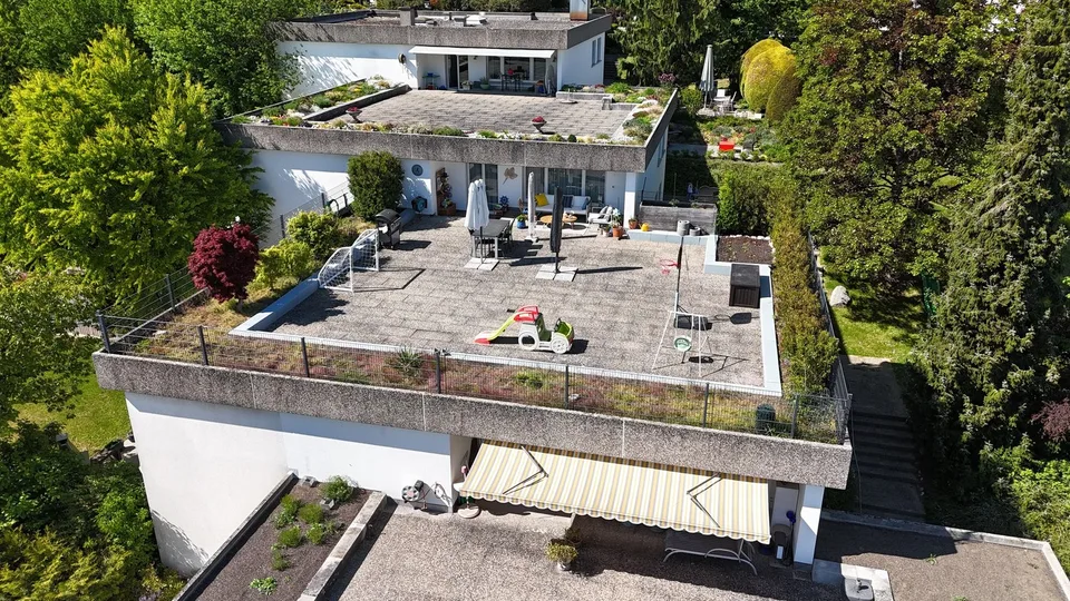 Bellach: 5.5-Zimmer-Terrassenhaus, 200 m² Terrasse, renoviert