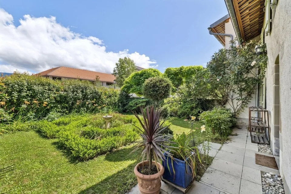 Prachtvolles Haus mit Charme im Herzen von Jussy – Foto 9 von 9