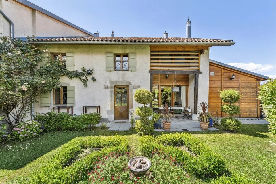 Prachtvolles Haus mit Charme im Herzen von Jussy – Foto 8 von 9
