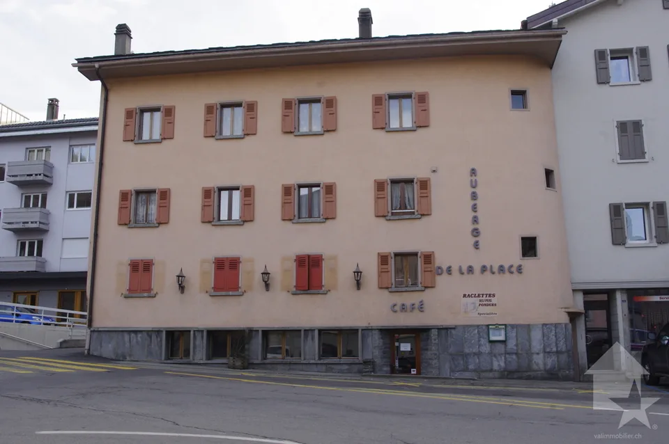 Orsières, caffè ristorante situato nel centro! – foto 11 di 11