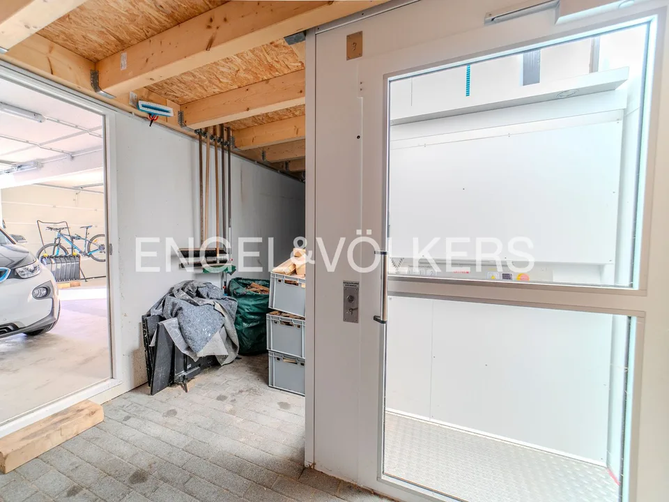 Hochwertiges Einfamilienhaus in naturnaher Lage – Foto 11 von 13