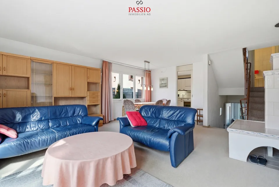 Familienfreundliches 5.5-Zimmer Reiheneckhaus mit grossem Garten – Foto 6 von 13