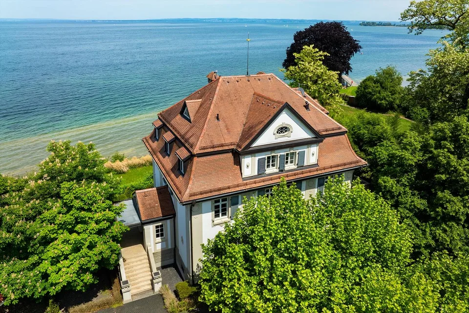Villa Art Nouveau esclusiva con capanno per barche privato direttamente sul lago di Costanza