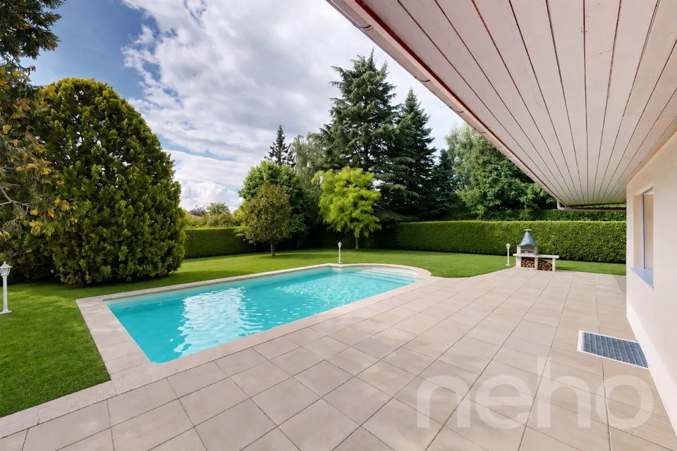 Detached house with swimming pool and possibility of extension – photo 12 of 16