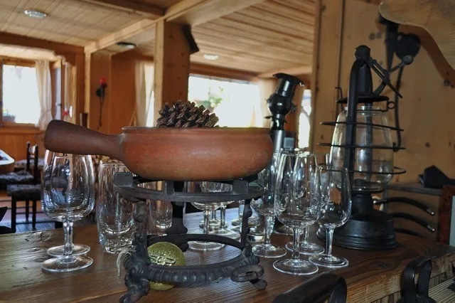 Das Juwel, das das Restaurant Le Chaussy war, ist in Les Mosses zum Verkauf