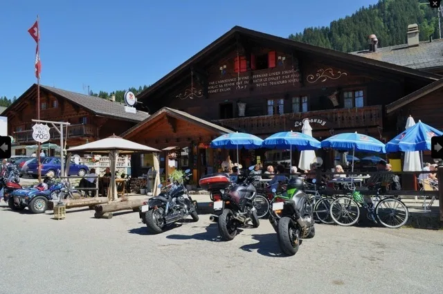 Das Juwel, das das Restaurant Le Chaussy war, ist in Les Mosses zum Verkauf